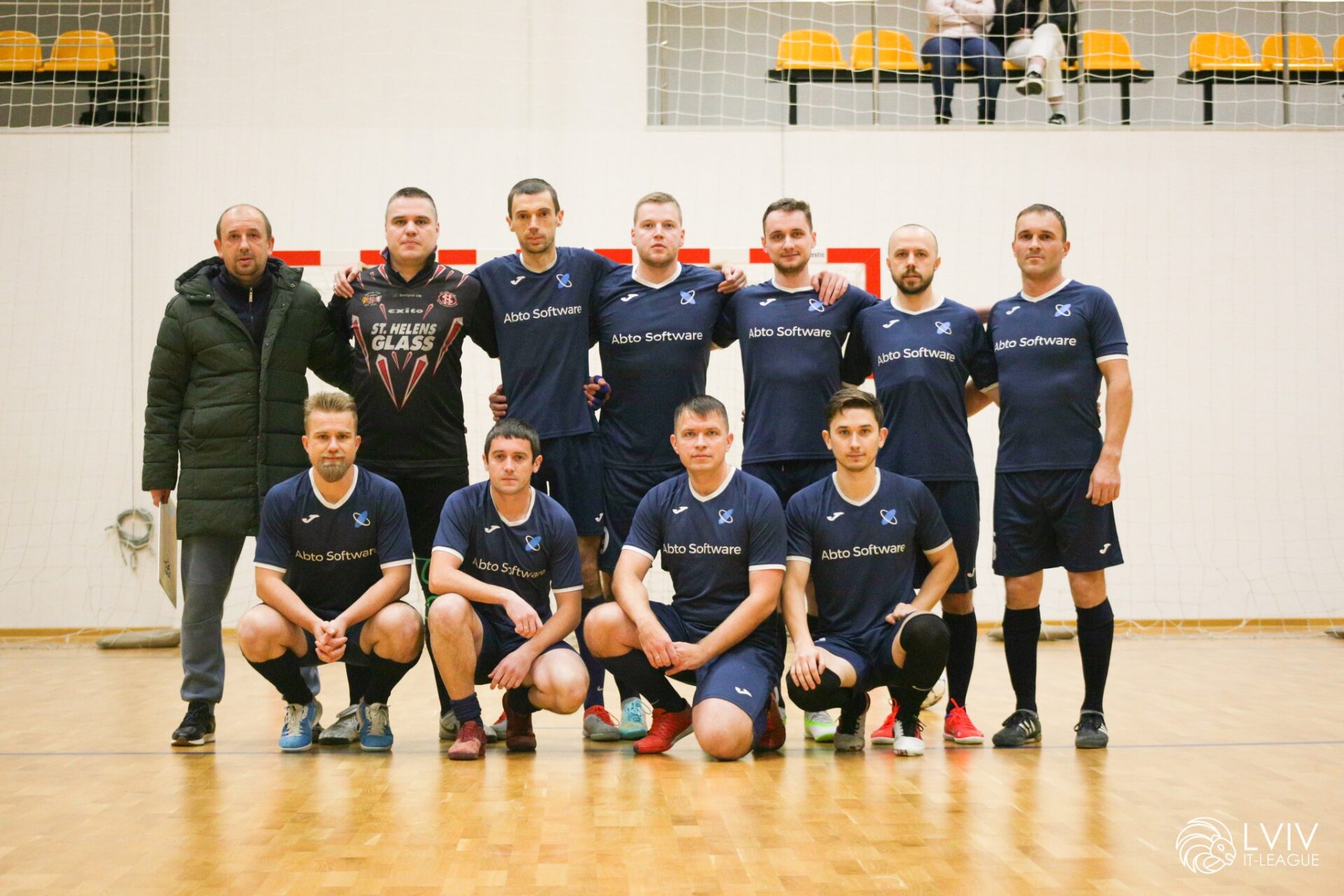 Футбольна команда
